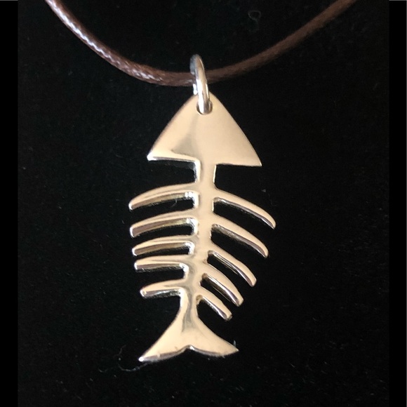 Silver pendant on leather cord 🐟 - Picture 3 of 6